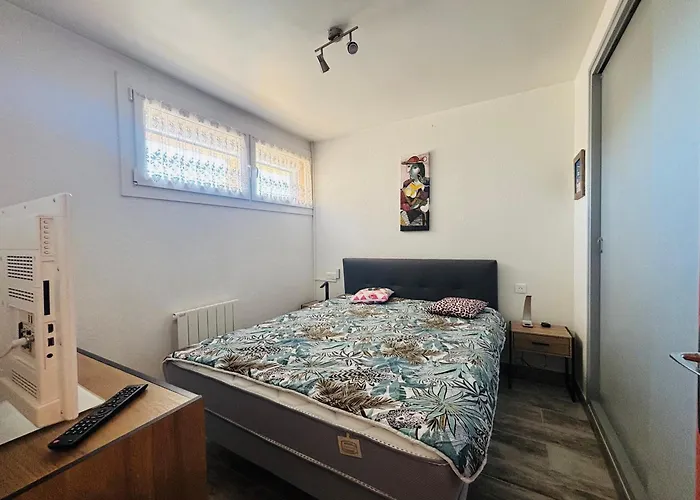 公寓 Saint-cyprien : T2 Moderne Avec Loggia Et Parking - Fr-1-309-506