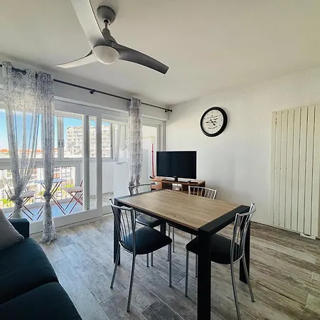 Cyprien : T2 Renove Avec Loggia & Parking Privatif - Fr-1-309-506