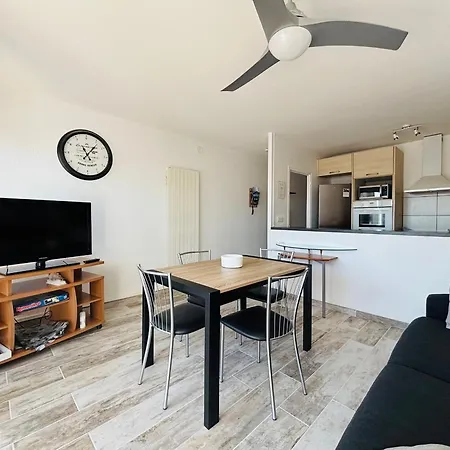 Cyprien : T2 Renove Avec Loggia & Parking Privatif - Fr-1-309-506 *